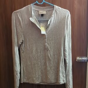 Elegant Gray Button Down Shirt for Women